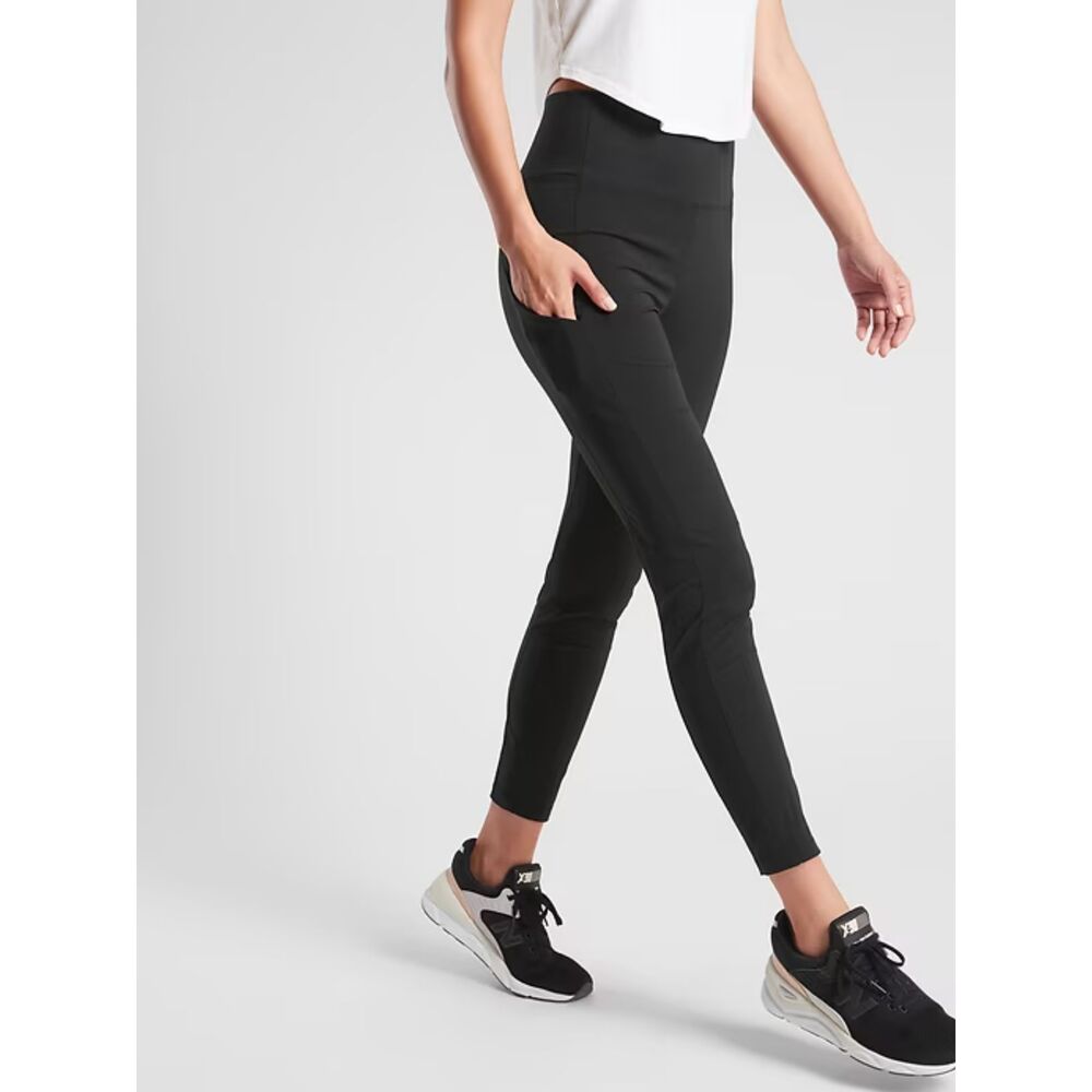 Athleta Trekkie Crop Tight Women's 8 Color Black